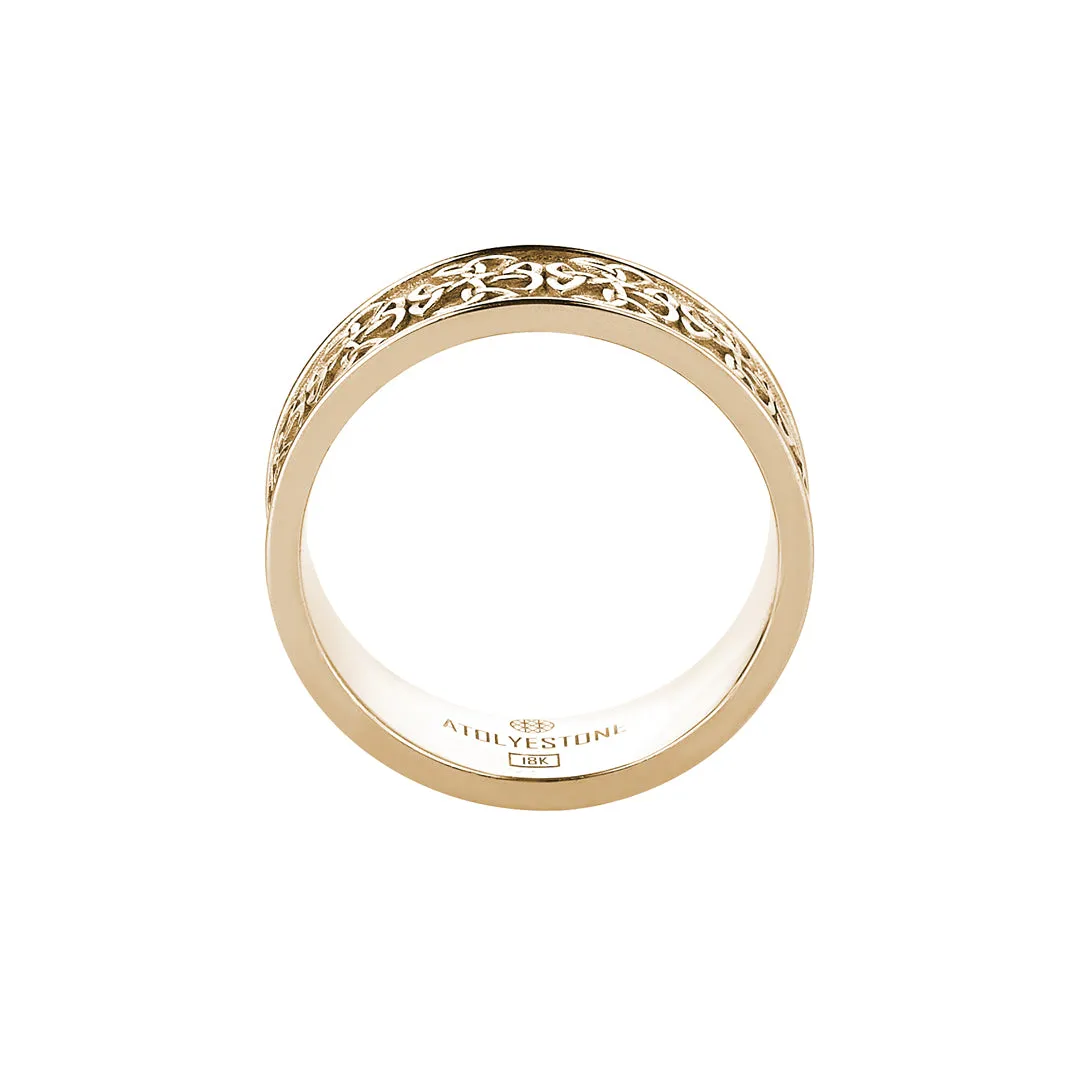 Celtic Band Ring in Gold