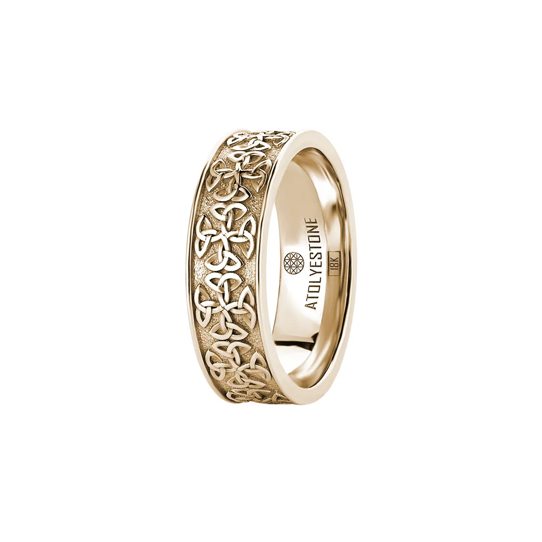 Celtic Band Ring in Gold