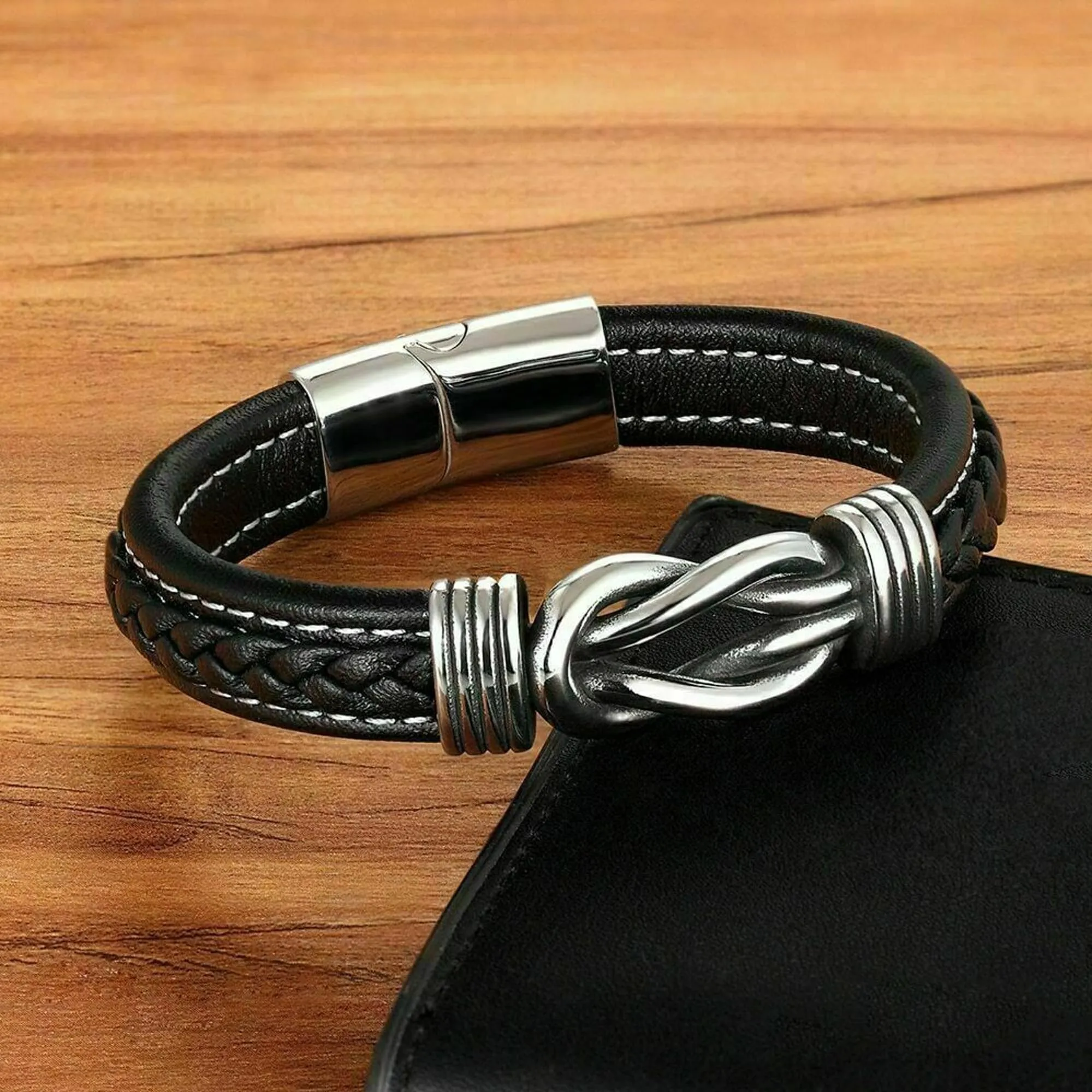 Fashion Frill Stylish Leather Bracelet For Men Stainless Steel Knot Black Bracelet For Menm Boys Love Gifts Mens Jewellery