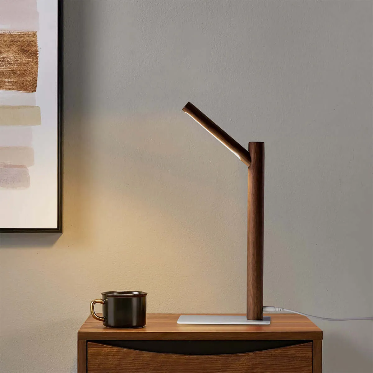 Nordic Solid Wood Eye Protecting Lamp with Magnetic Base