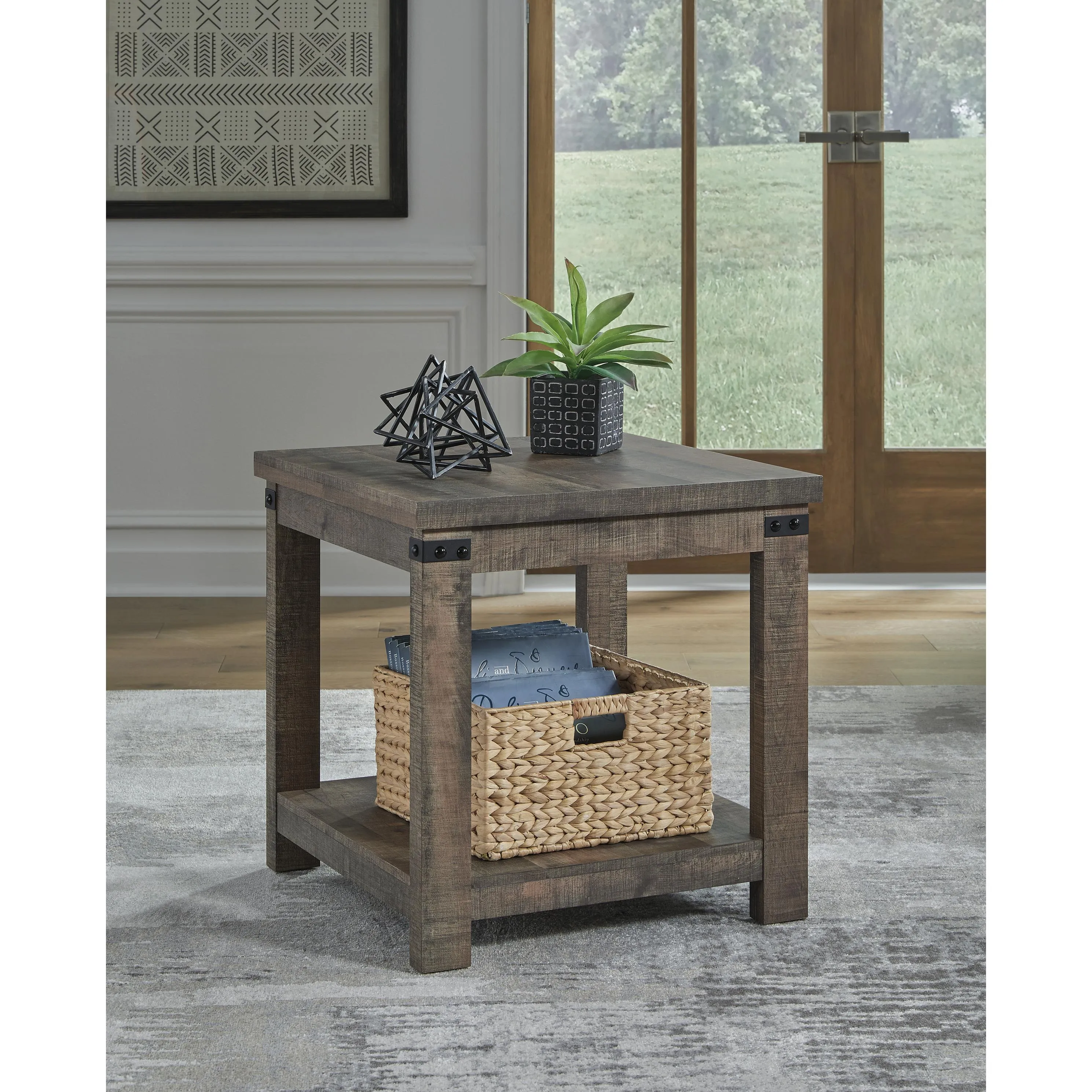 Signature Design by Ashley Hollum End Table T466-2